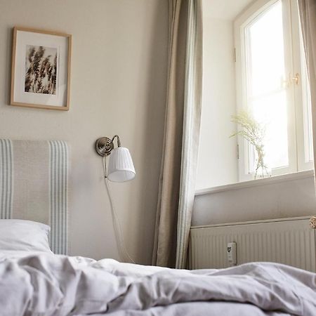 Gut Hohenstein - Meiereiappartment Barkelsby Ngoại thất bức ảnh