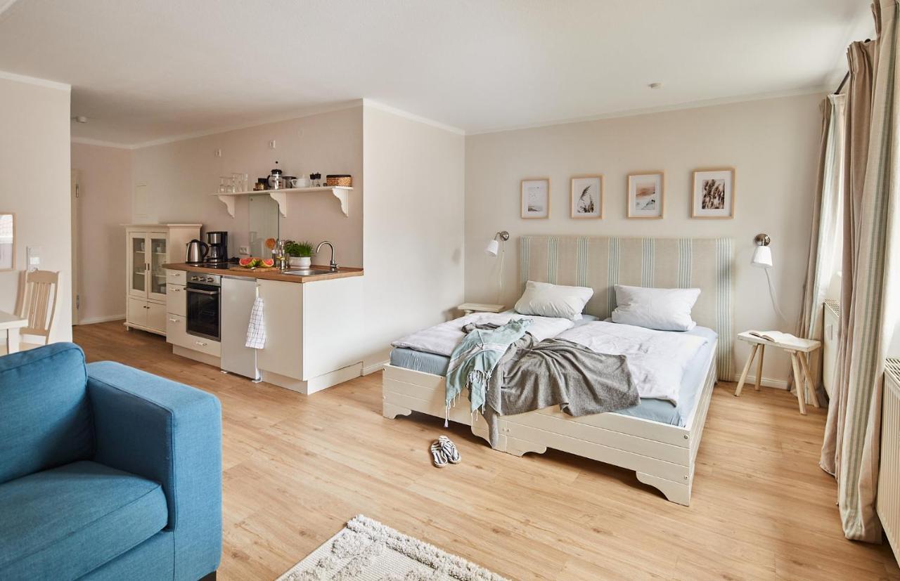 Gut Hohenstein - Meiereiappartment Barkelsby Ngoại thất bức ảnh
